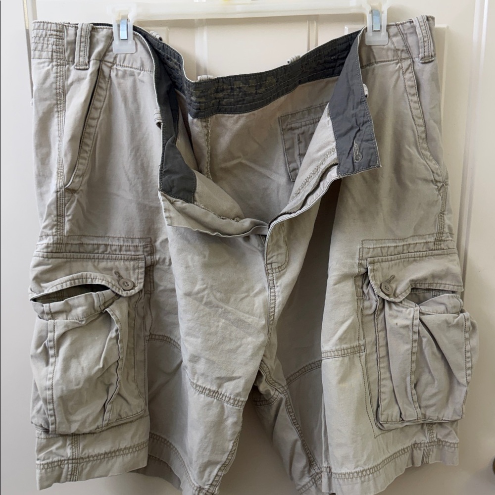 Arizona Jean Company Men's Light Khaki Cargo Shorts
